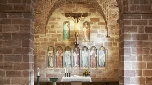Blick auf den Altar in der Philippuskirche