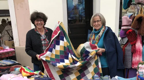 Stricksachen für Flohmarkt in Schwabach